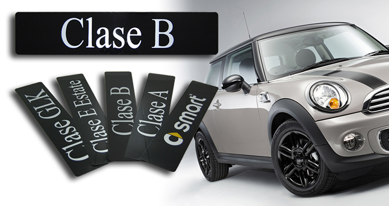 Cubrematrículas publicitarios